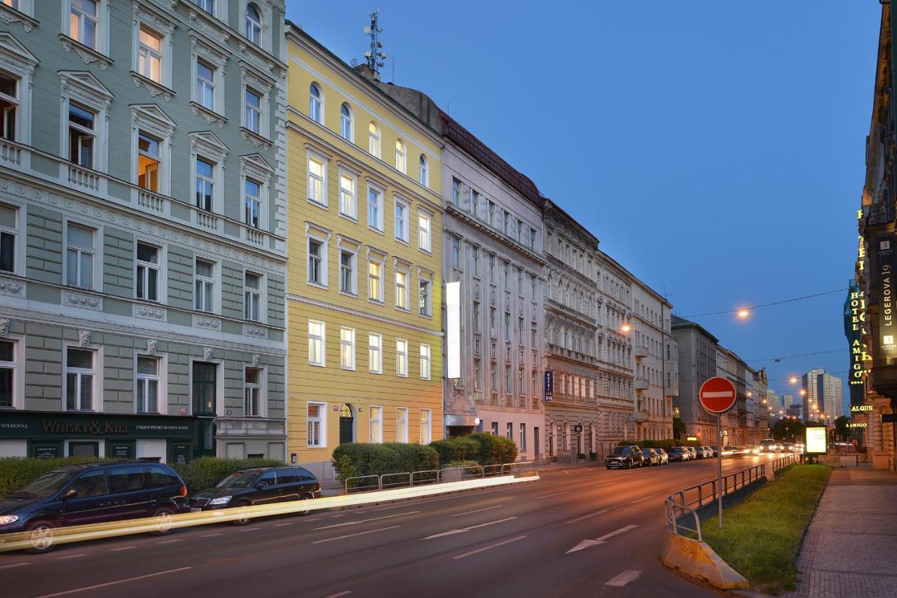 Prague Season Hotel Ngoại thất bức ảnh