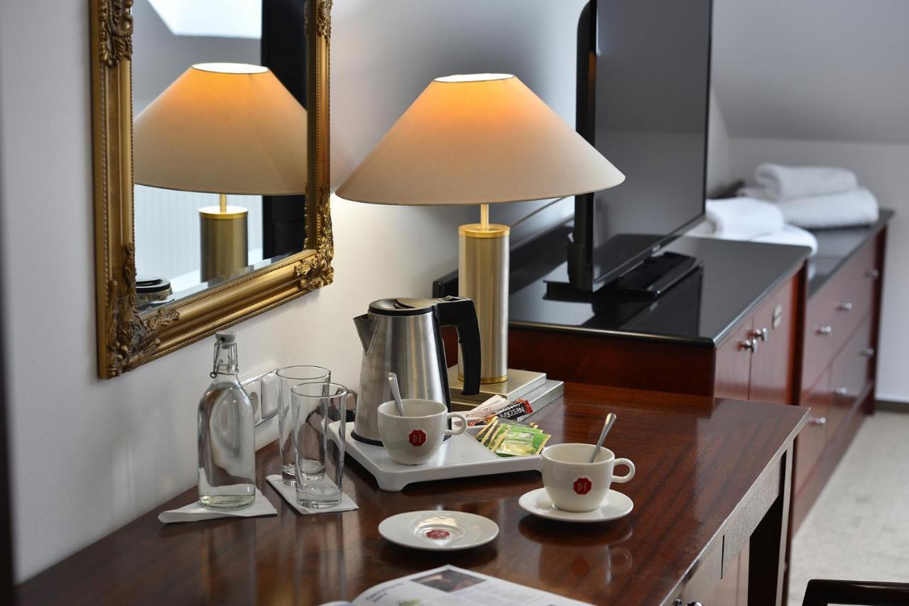 Prague Season Hotel Ngoại thất bức ảnh