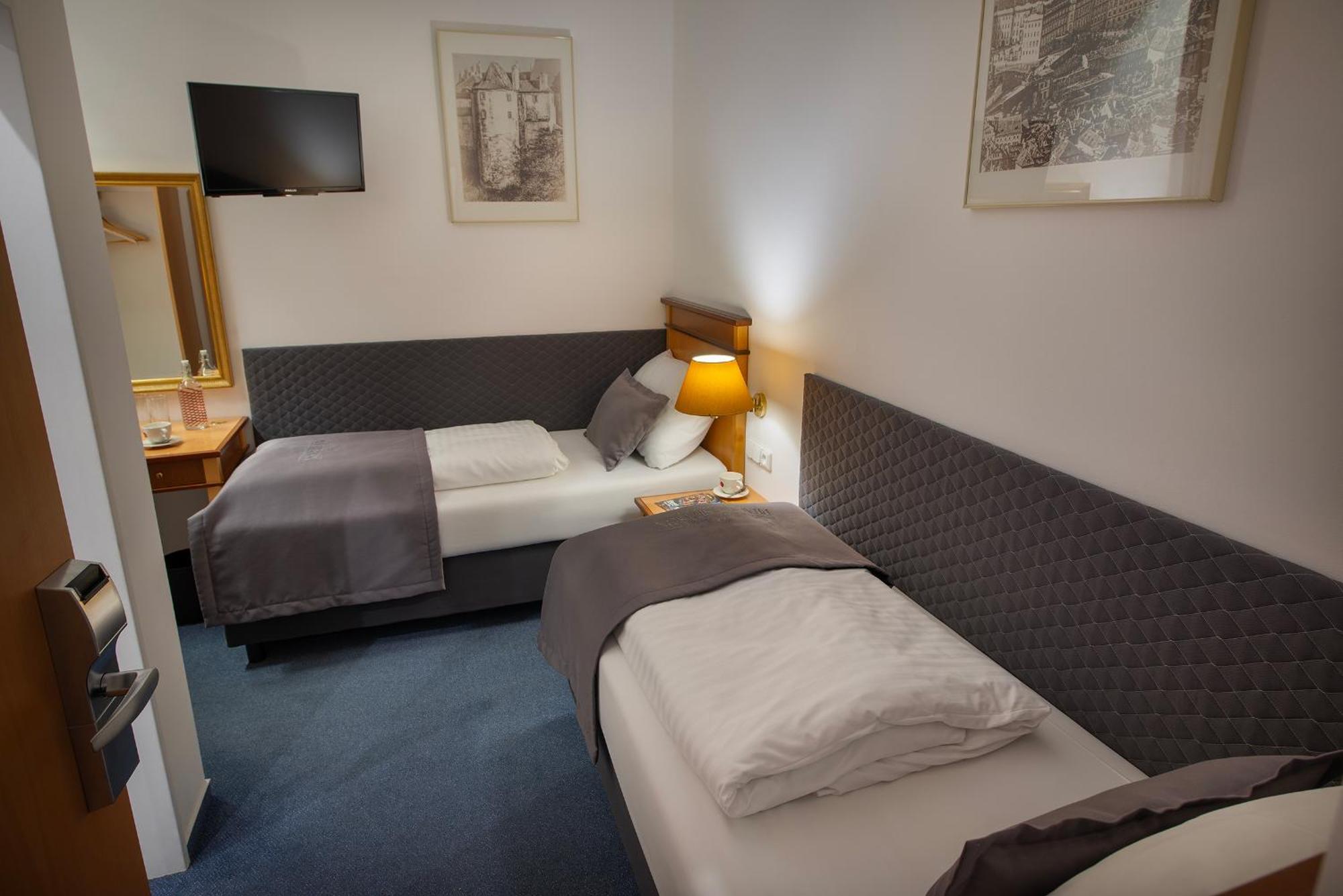Prague Season Hotel Ngoại thất bức ảnh