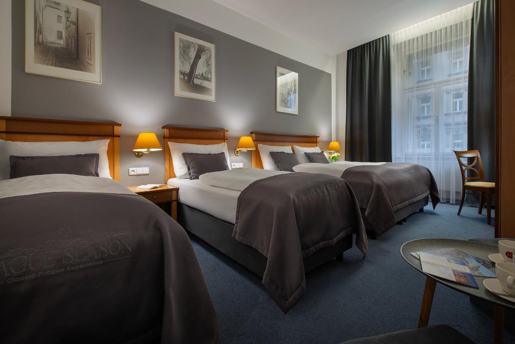 Prague Season Hotel Ngoại thất bức ảnh
