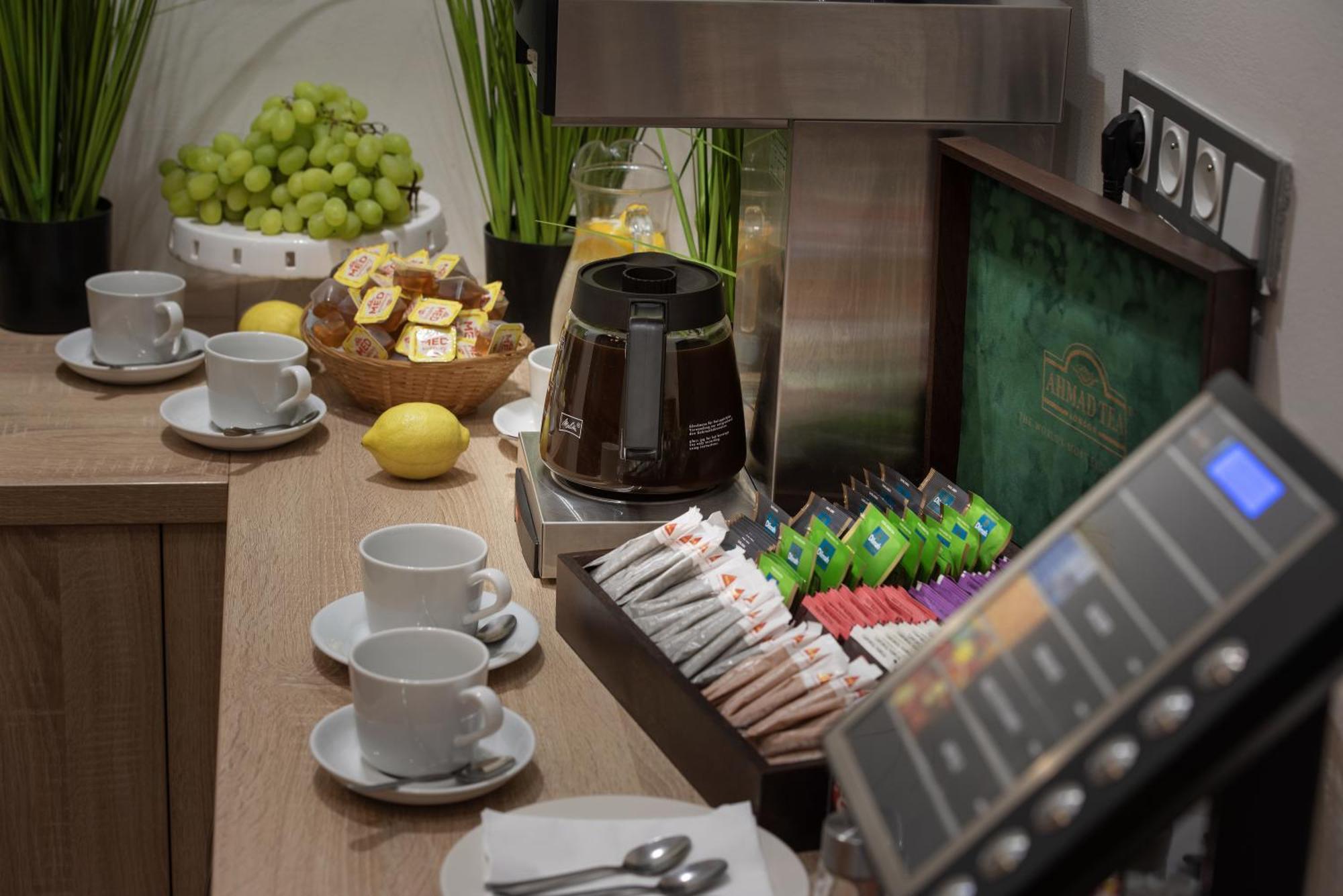 Prague Season Hotel Ngoại thất bức ảnh